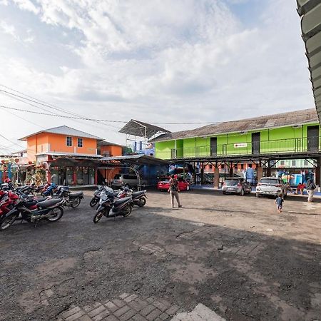 เรดดอร์ซ รีสอร์ต ชาเรียะฮ์ แอท ชายา ติรตา อบาดี Hotel ปูร์วาการ์ตา ภายนอก รูปภาพ