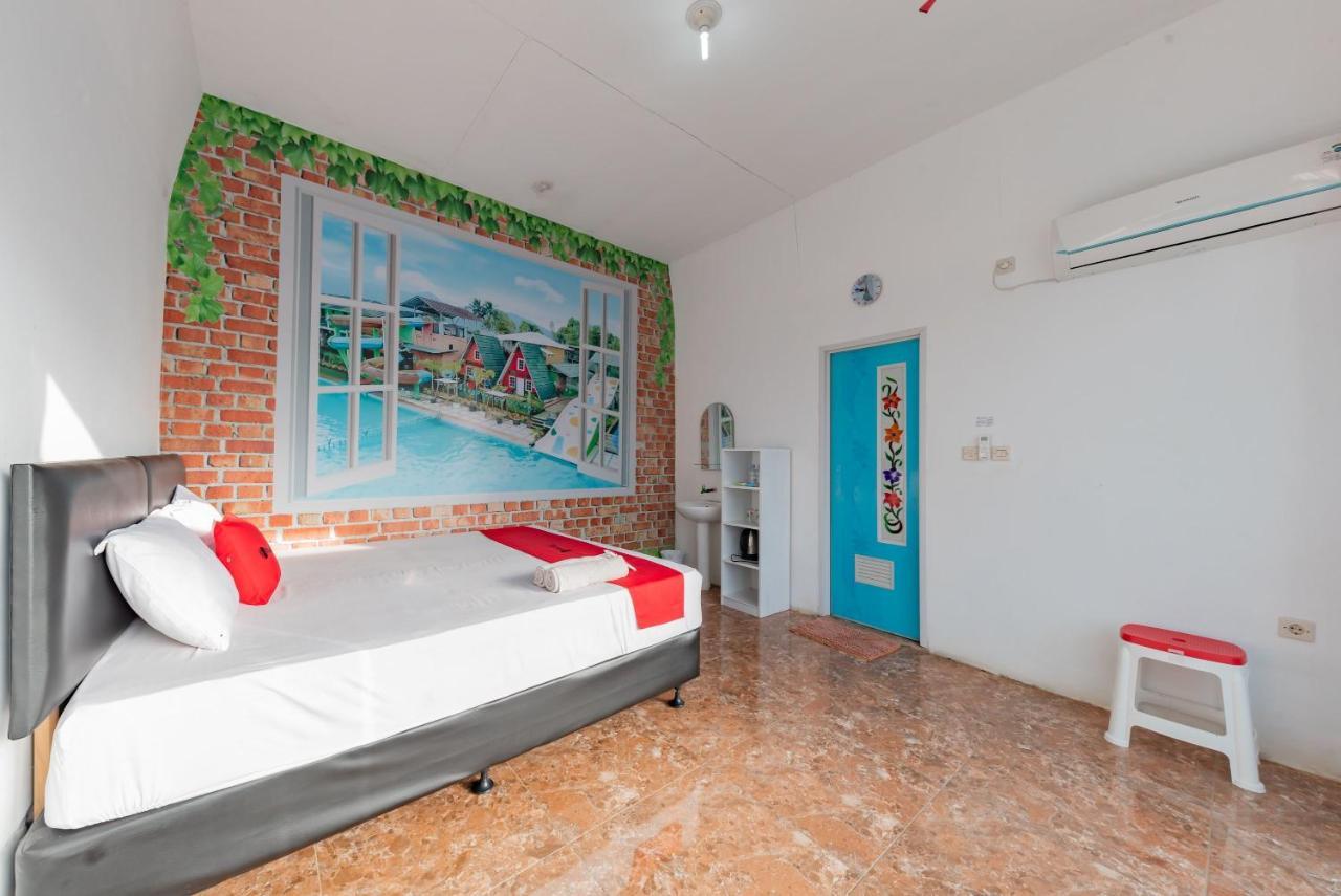 เรดดอร์ซ รีสอร์ต ชาเรียะฮ์ แอท ชายา ติรตา อบาดี Hotel ปูร์วาการ์ตา ภายนอก รูปภาพ