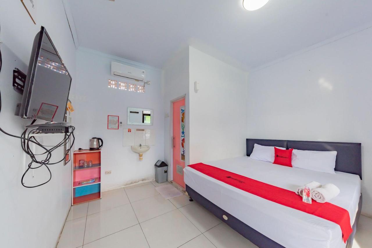 เรดดอร์ซ รีสอร์ต ชาเรียะฮ์ แอท ชายา ติรตา อบาดี Hotel ปูร์วาการ์ตา ภายนอก รูปภาพ