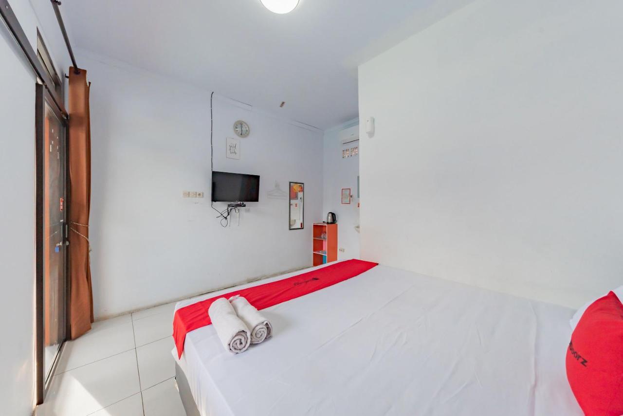 เรดดอร์ซ รีสอร์ต ชาเรียะฮ์ แอท ชายา ติรตา อบาดี Hotel ปูร์วาการ์ตา ภายนอก รูปภาพ